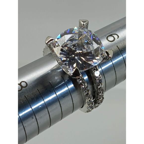 Vintage Ring Size 7 Silver Tone White Gold GP CZ Diamond Cocktail - Picture 3 of 10